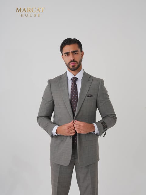 ماركات هاوس — بدلات رجالية في وادي صقرة، عمّان